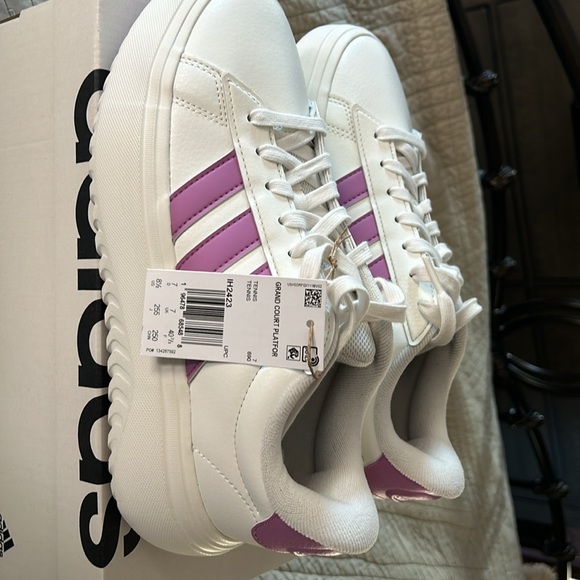 Adidas Grand Court Platform Brand New - Picture 2 of 7